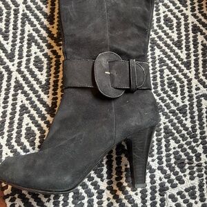 Sofft Black Suede Mid-Calf Heeled Boots w/ Buckle Detail – Made in Italy